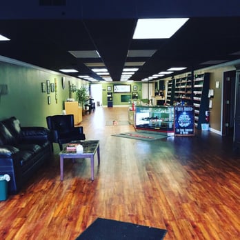 Lakeview Vapor - Vape Shops Near Me - Milwaukee, Wisconsin