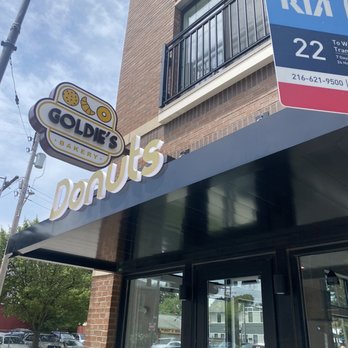 Goldie's Donuts & Bakery - Outside by the RTA number 22 bus line -- Saturday, 24 June 2023. - Donuts Near Me - Cleveland, Ohio Goldie's Donuts & Bakery - Outside by the RTA number 22 bus line -- Saturday, 24 June 2023. - Donuts Near Me - Cleveland, Ohio