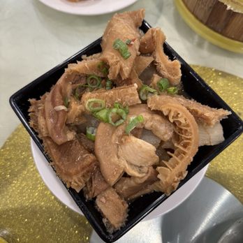 New Port Restaurant - Beef tripe with radish - Dim Sum Near Me - Sunnyvale, California New Port Restaurant - Beef tripe with radish - Dim Sum Near Me - Sunnyvale, California
