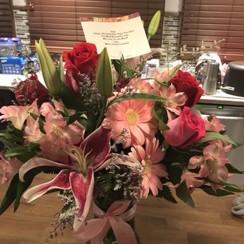 Brianna's Flowers - So pretty - Florists Near Me - Bloomingdale, Illinois
