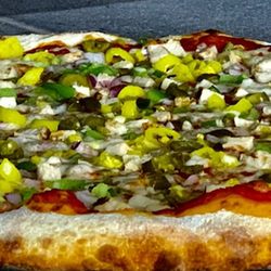 NY Pizza - Chicken,Onion,green peppers,black olives banana peppers