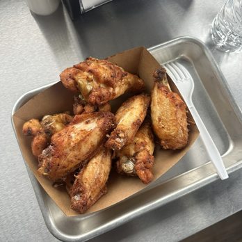 Porch Chair BBQ PCB - Smoked fried wings - Barbeque Near Me - Ina, Illinois