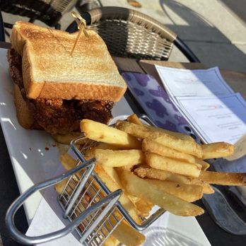 Urban Saloon - Nashville Hot Chicken Sandwich - Sports Bars Near Me - Philadelphia, Pennsylvania Urban Saloon - Nashville Hot Chicken Sandwich - Sports Bars Near Me - Philadelphia, Pennsylvania