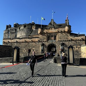 Edinburgh Castle - Landmarks & Historical Buildings Near Me - Edinburgh, EDH Edinburgh Castle - Landmarks & Historical Buildings Near Me - Edinburgh, EDH