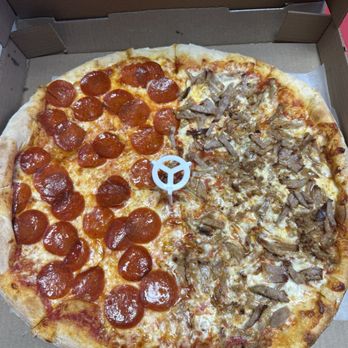 Di Mola's Pizza and Restaurant - Half sausage half pepperoni pizza pie - Pizza Near Me - North Plainfield, New Jersey Di Mola's Pizza and Restaurant - Half sausage half pepperoni pizza pie - Pizza Near Me - North Plainfield, New Jersey