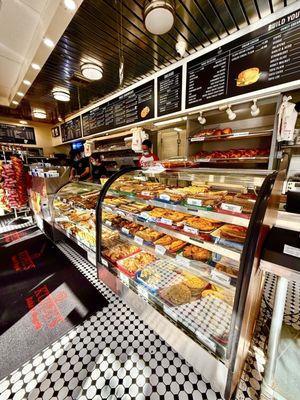 Kupel's Bakery by null