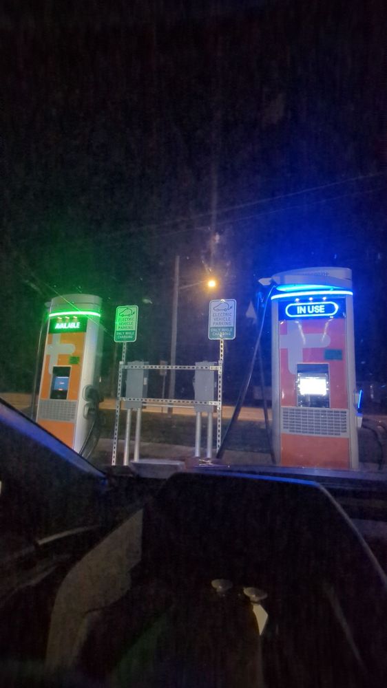 QUICKLEES Updated August 2024 204 Oak St, Batavia, New York EV Charging Stations Phone