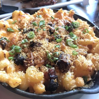 Queens Bully - Mac'n Cheese topped with bacon - Gastropubs Near Me - Forest Hills, New York Queens Bully - Mac'n Cheese topped with bacon - Gastropubs Near Me - Forest Hills, New York