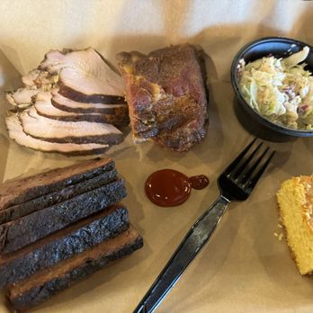 Mission BBQ - Barbeque Near Me - Gurnee, Illinois