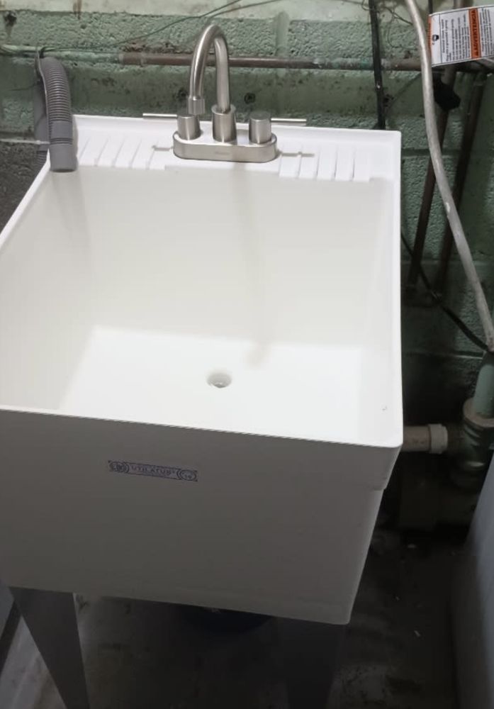 Slide of Jayleen Richardson Plumbing