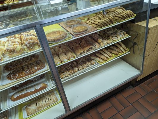 Bartz Bakery by null
