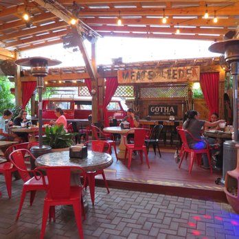 Yellow Dog Eats - Fun interior - Sandwiches Near Me - Windermere, Florida