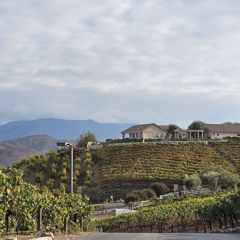 Oak Mountain Winery - Wineries Near Me - Temecula, California