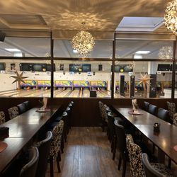 Bowling Arena Stuttgart - Entspannen & genießen - unser gemütlicher Restaurantbereich lädt zum Verweilen ein, auch abseits der Bowlingbahn.