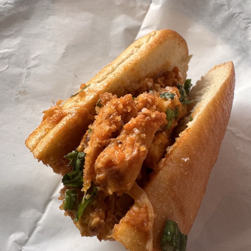 Krave It Pizza & Sandwich Joint & Bar - Fried chicken sandwich - Pizza Near Me - Denver, Colorado Krave It Pizza & Sandwich Joint & Bar - Fried chicken sandwich - Pizza Near Me - Denver, Colorado
