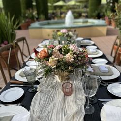 M Designs Floral and Events - Centerpieces