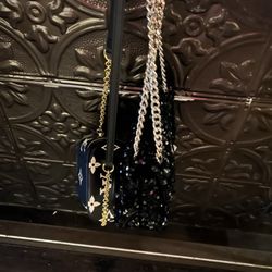 Bar Bacetto - Handbags hung at the bar