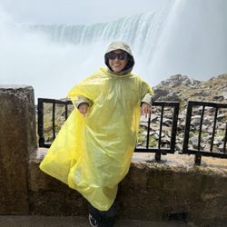 Queen Tour Niagara Falls Tours - Journey behind the falls