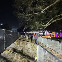 The Haunt - Long lines on the wknds