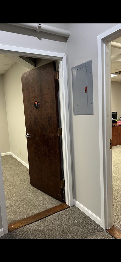 Slide of Hub Chan Remodeling