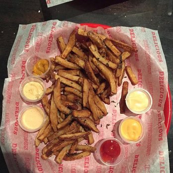 Good Stuff Eatery - American Near Me - Washington, DC, District of Columbia