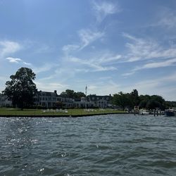 Lady Patty Classic Yacht Charters