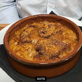 Les Pyrénées - Cassoulet - Spanish Near Me - Montreal, Quebec Les Pyrénées - Cassoulet - Spanish Near Me - Montreal, Quebec