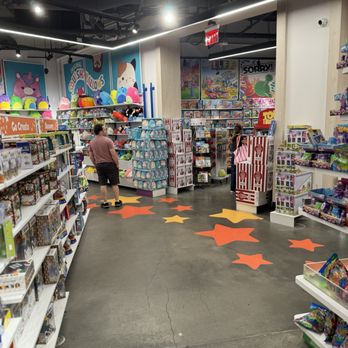 Toys R Us - Toy Stores Near Me - East Rutherford, New Jersey Toys R Us - Toy Stores Near Me - East Rutherford, New Jersey