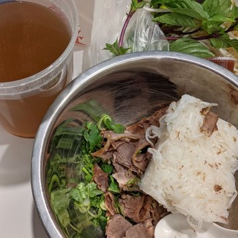 Pho 75 - Large pho with Chin (brisket) only! - Vietnamese Near Me - Arlington, Virginia Pho 75 - Large pho with Chin (brisket) only! - Vietnamese Near Me - Arlington, Virginia