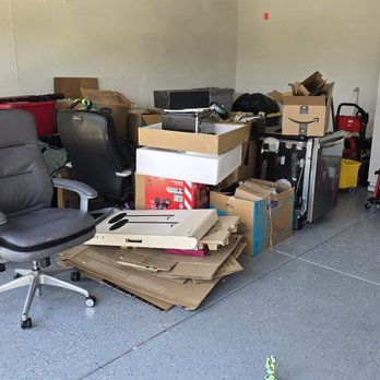 OH Junk It Junk Removal - Just making some room in the garage to park the car - Pet Waste Removal Near Me - Lancaster, California