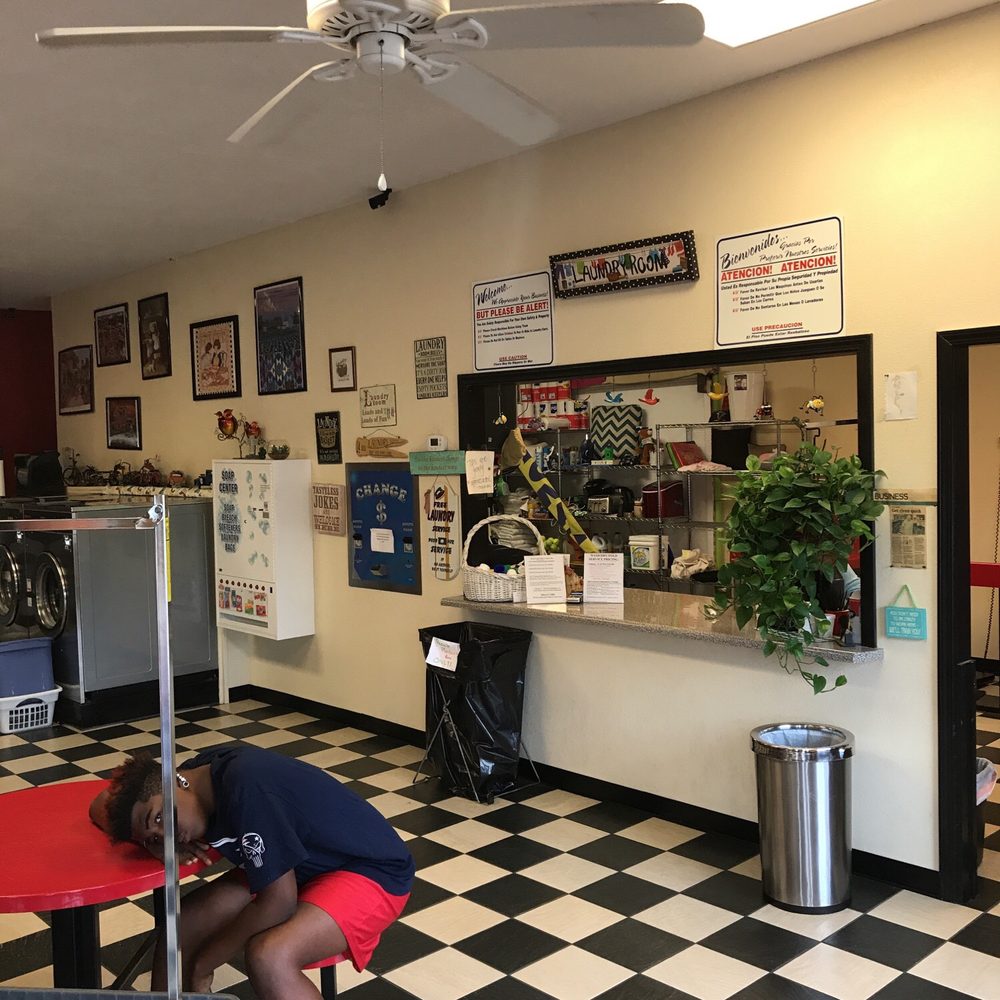 Michigan Coin Laundry - Laundromat Near Me - Pensacola, Florida Michigan Coin Laundry - Laundromat Near Me - Pensacola, Florida