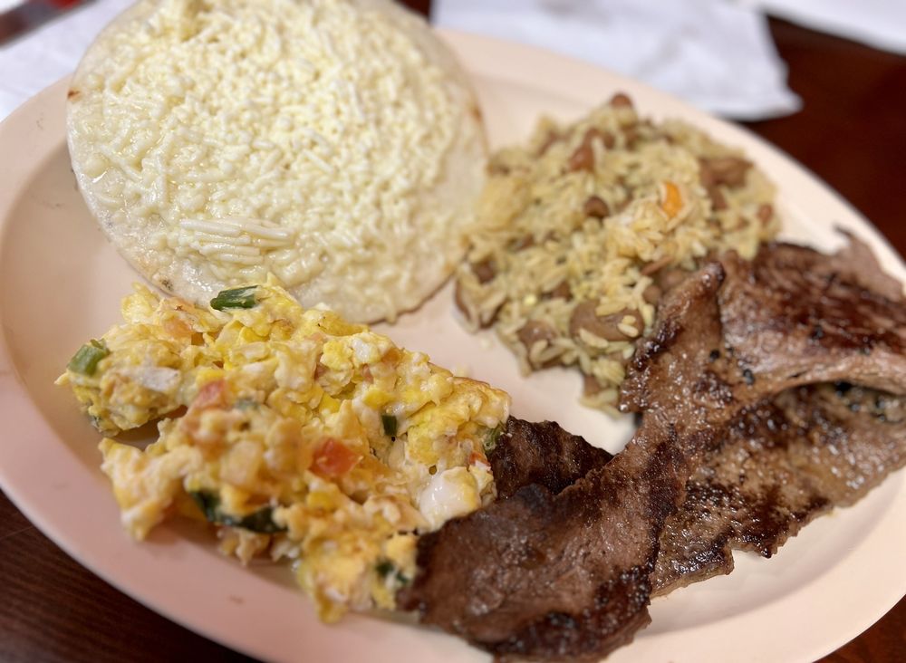 LA PLACITA RESTAURANT & BAKERY Updated November 2024 100 Photos