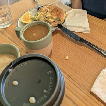 The Burrow - Breakfast & Brunch Near Me - Lake Forest Park, Washington The Burrow - Breakfast & Brunch Near Me - Lake Forest Park, Washington