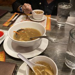 Shanghai Inn - Hit and sour soup