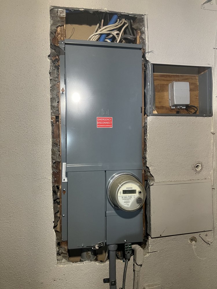 Slide of Ibarra’s Electrical Services