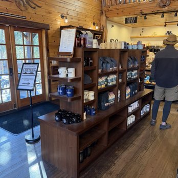 Sisters Coffee Company - Inside - Coffee & Tea Near Me - Sisters, Oregon Sisters Coffee Company - Inside - Coffee & Tea Near Me - Sisters, Oregon
