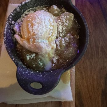 STK Steakhouse Bellevue - Don't order the apple crumble. It was mediocre at best. - Steakhouses Near Me - Bellevue, Washington