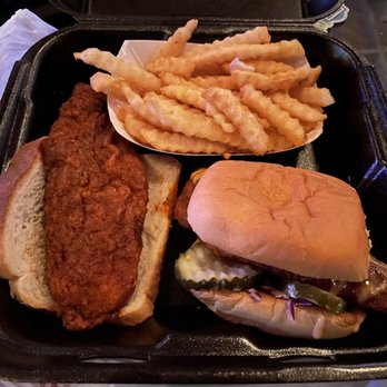 Dave's Hot Chicken - Chicken Shop Near Me - North Hollywood, California Dave's Hot Chicken - Chicken Shop Near Me - North Hollywood, California