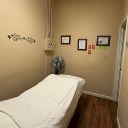 Stellar Massage for Women Only
