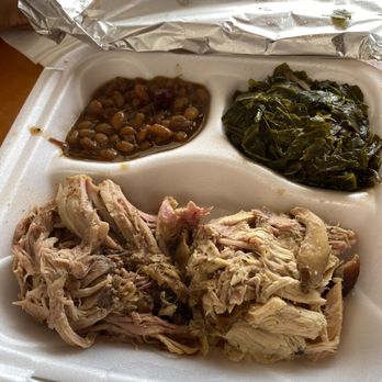 Uncle Tony's Backyard Bbq - Pulled Pork (Cerdo) and Pulled Chicken (Pollo) with 2 sides Collard Greens and Baked Beans - Barbeque Near Me - Orlando, Florida