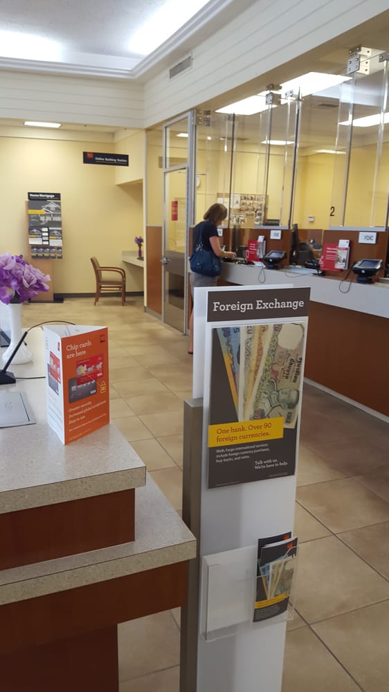 WELLS FARGO BANK Updated August 2024 12 Reviews 17775 Santiago