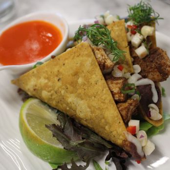 Artizen - Ludovico Chicken Tacos - Cafes Near Me - Honolulu, Hawaii