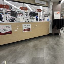 Walgreens - Pharmacy counter