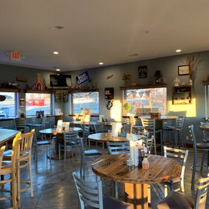 BEAST & BIRD - Updated January 2025 - 13 Photos - Vinton, Iowa - Food