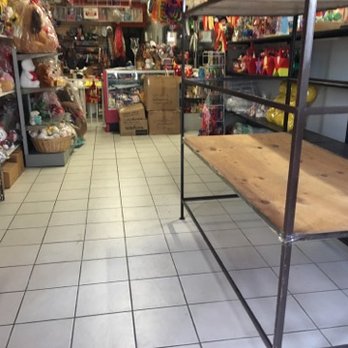 Sylvias Flowers - Party Supplies Near Me - Rialto, California