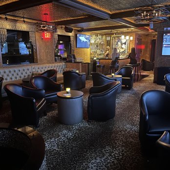 LIDO ROOM - Updated August 2025 - 15 Photos - 622 W 47th St
