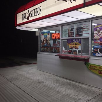 Bruster's Real Ice Cream - Exterior - Ice Cream & Frozen Yogurt Near Me - McDonough, Georgia