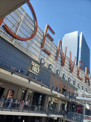 Denver Pavilions by null