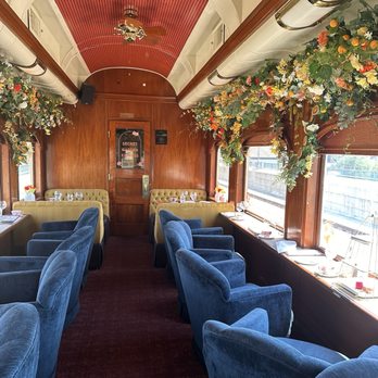 Napa Valley Wine Train - Interior - New American Near Me - Napa, California