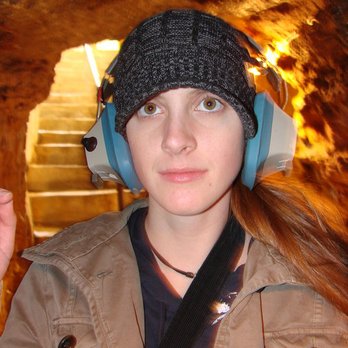 Onyx Cave Park - My best friend was willing to the history of the cave while I wasn't  haha - Amusement Parks Near Me - Eureka Springs, Arkansas